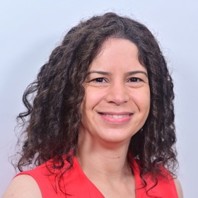 Dr. Efrat Perel