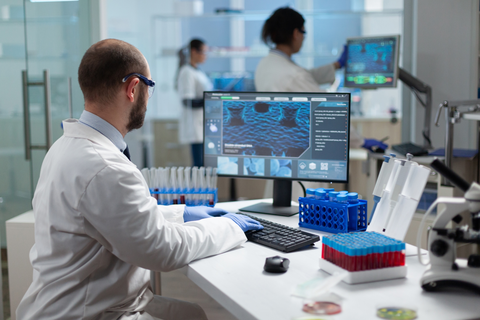 Cell Monitoring Control Real-Time, Label-Free Monitoring of Cell Behavior on a Bioelectronic ...