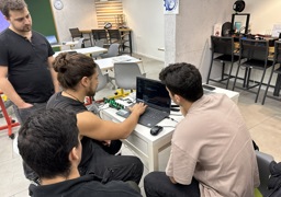מועדון המייקרים