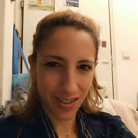 גב' יולי חסין