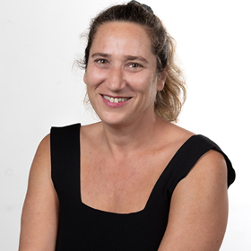 ד"ר אפרת בנק